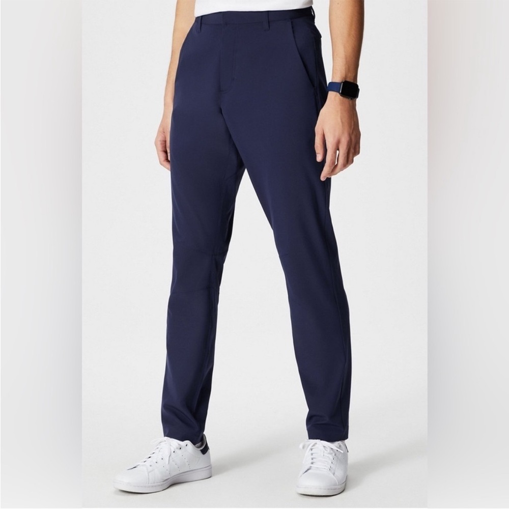 Fabletics the only pant navy blue Sz medium golf business athletic career pants‎